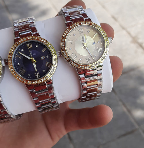 festina acie inoxydable avec la boite